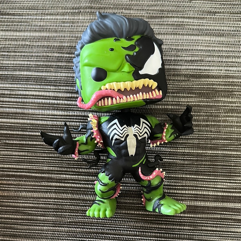 Funko Green and Black Venom Hulk Figure